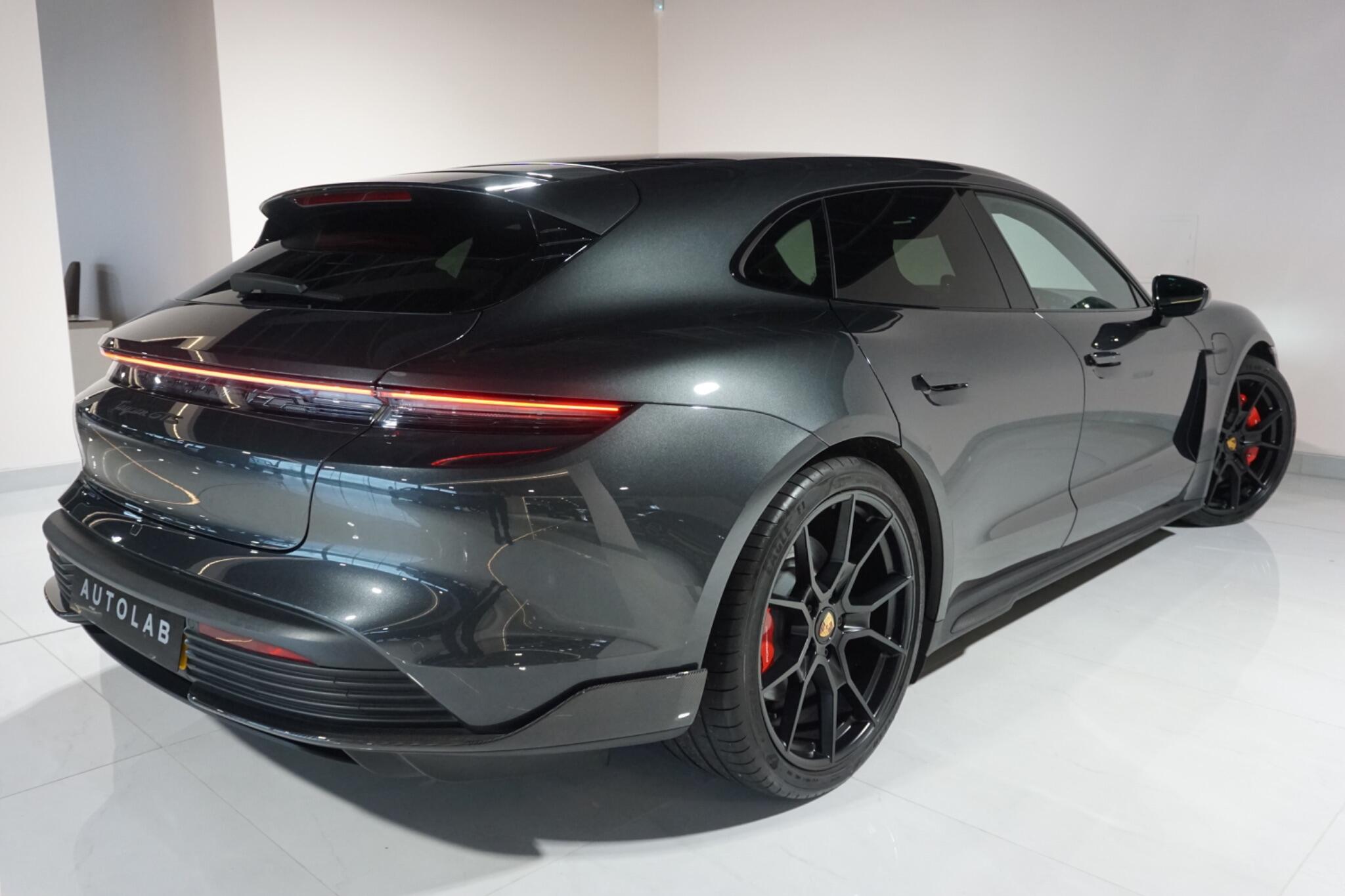 Porsche Taycan Performance Plus 93.4kWh GTS Sport Turismo 5dr Electric Auto 4WD (11kW Charger) (598 ps)